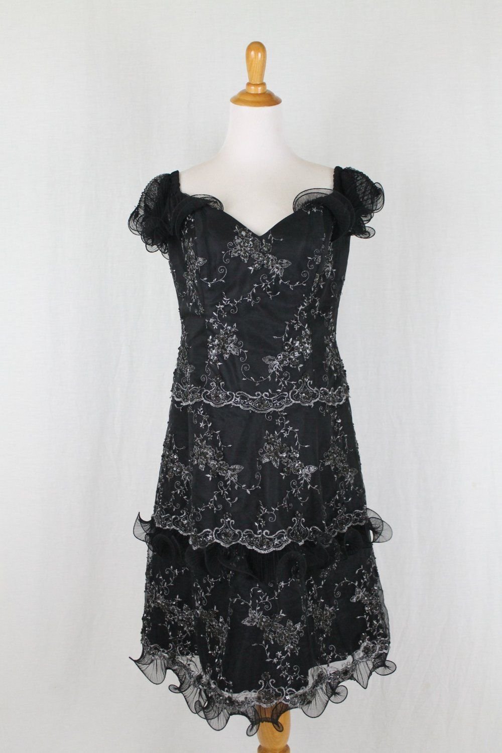 Claire Dickson Boutique Embellished Black Lace Tiered Dress New with tags 8