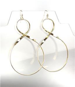 CHIC & UNIQUE Lightweight Gold Curved Twist Metal Long Dangle Earrings