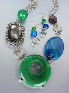 EXQUISITE Green Jade Cabachon Blue Agate Smoky Quartz Hematite Necklace Set