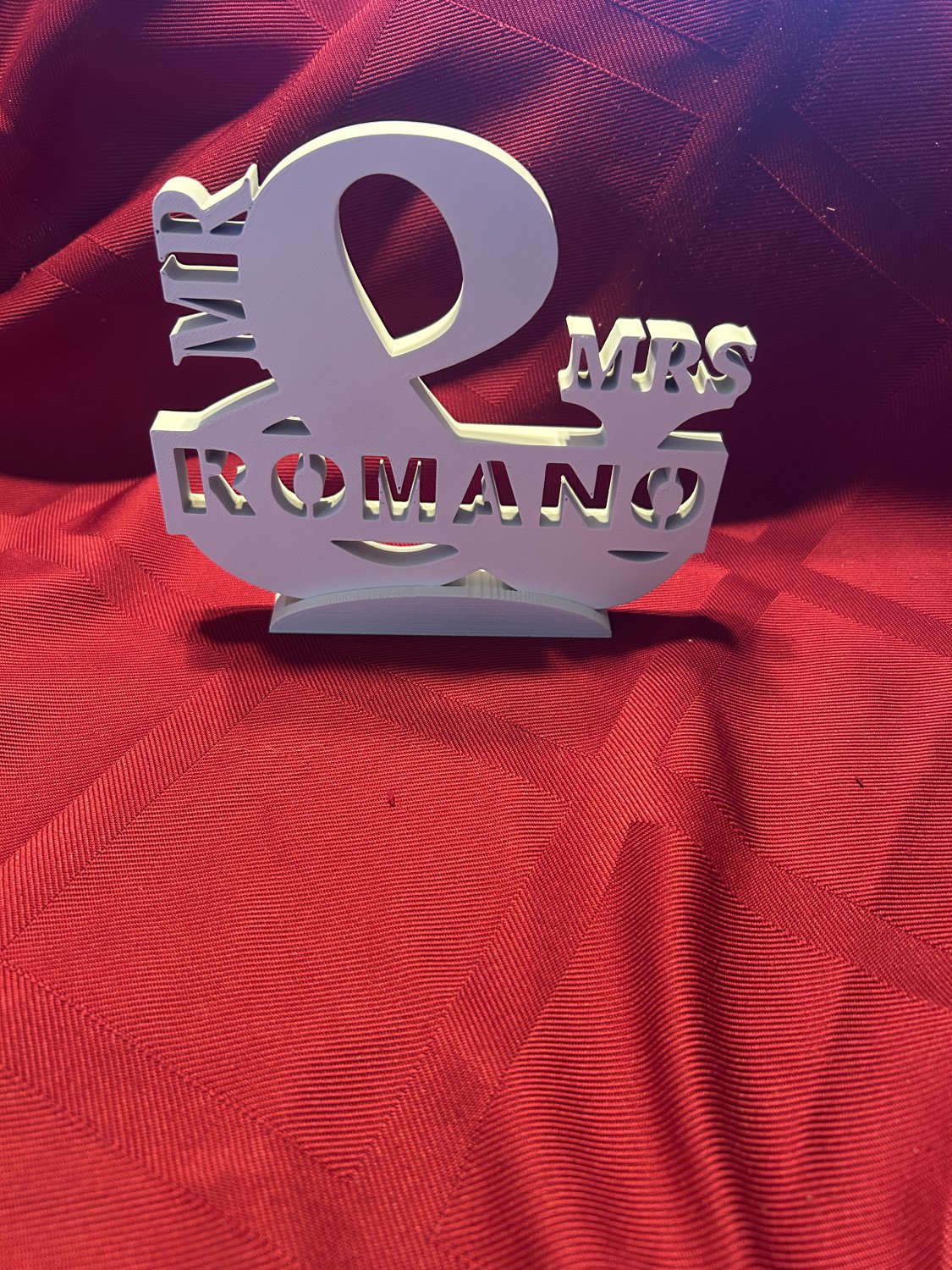 Mr & Mrs Sign &acirc;�� Elegant Personalized Wedding D&Atilde;&copy;cor