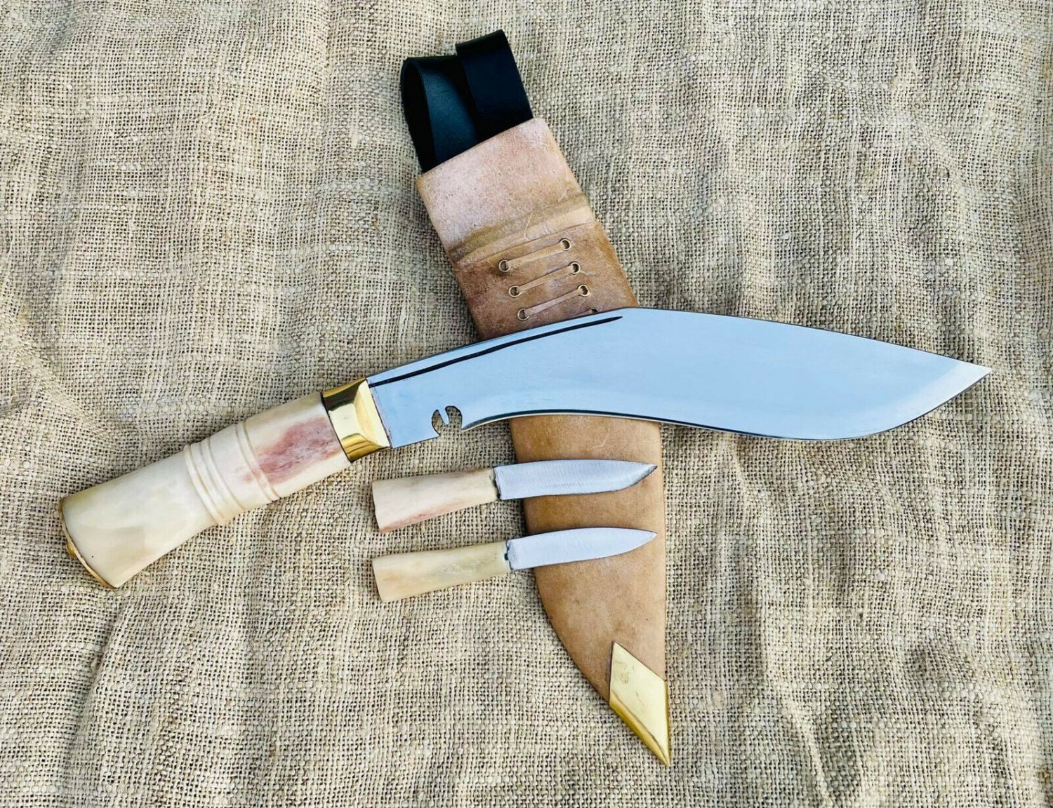 EGKH-10 Inches Authentic Service NO.1 Bone Handle Khukuri-Most famous knife