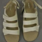 Cobbie cuddlers womens shoes 10w white