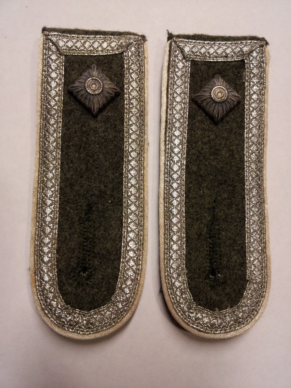 WWII GERMAN ARMY INFANTRY SENIOR NCO SHOULDER BOARDS