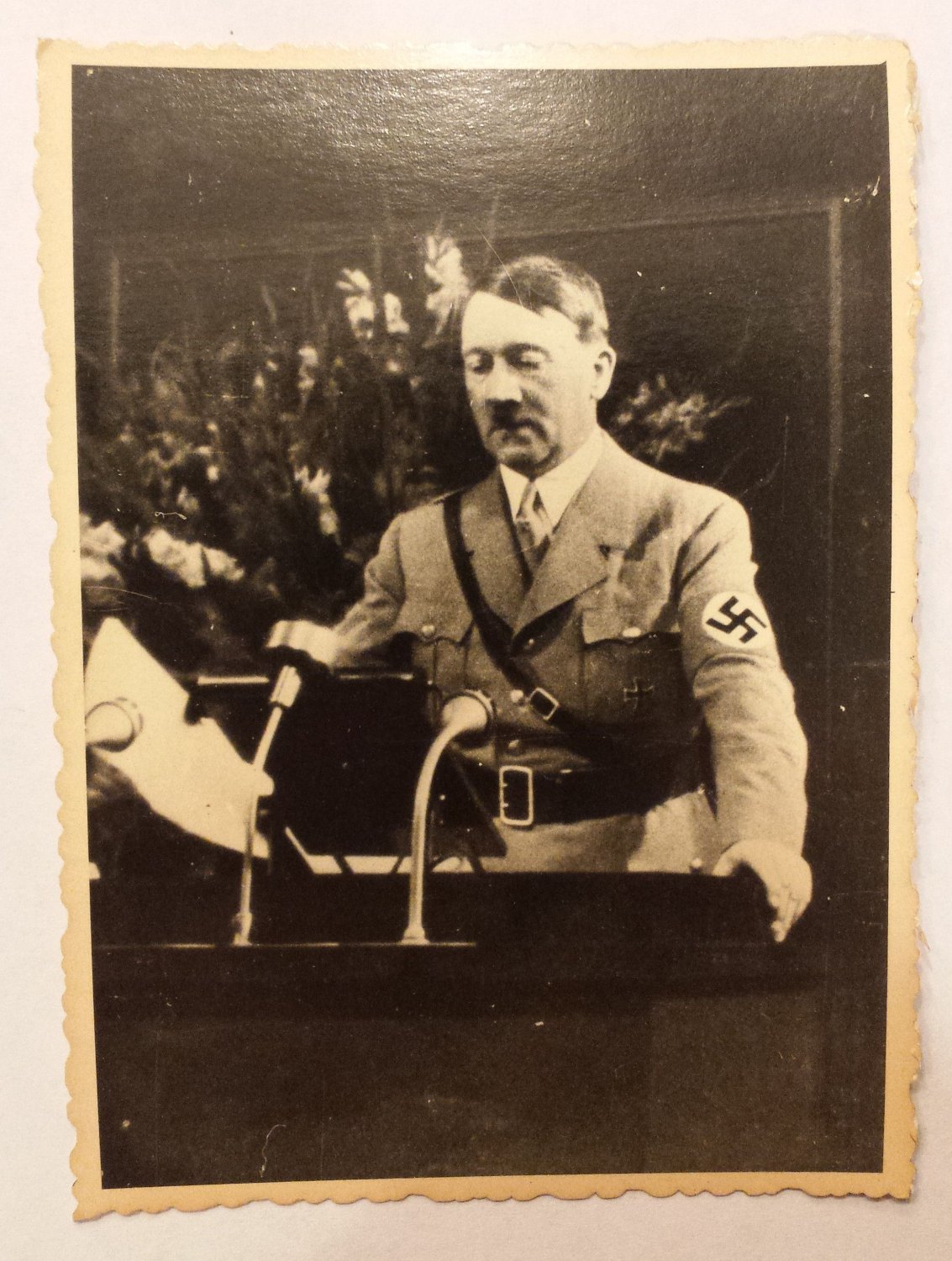 WWII GERMAN LEADER ADOLF HITLER PHOTO - ORIGINAL