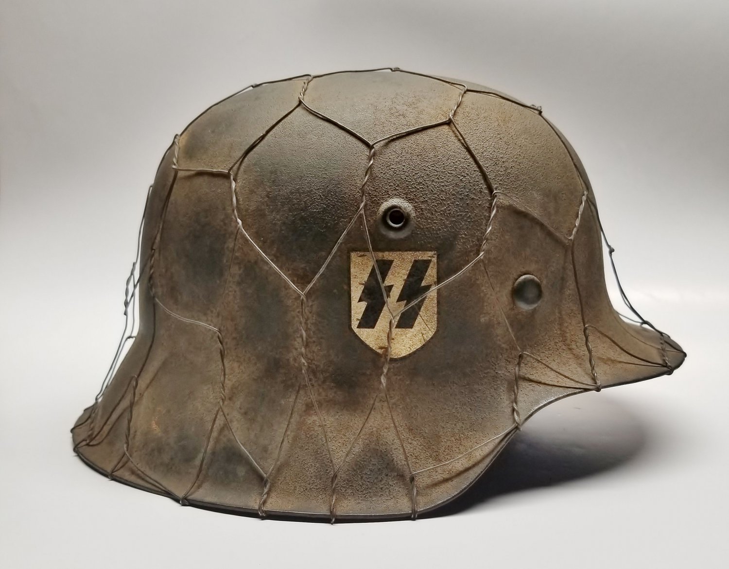 WWII GERMAN NAZI WAFFEN SS M42 HELMET