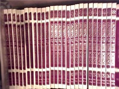 KIDS SCIENCE SET~25 BOOKS~GROWING UP WITH SCIENCE~VG