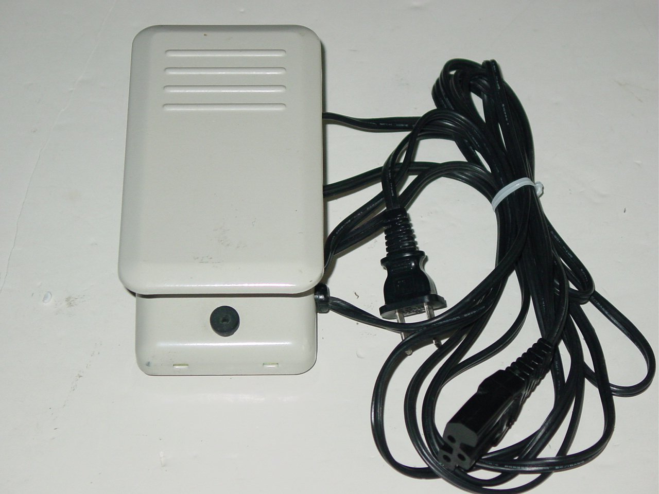 YDK YC-50E Sewing Machine Motor Controller Foot Pedal w/ 3-Pin Connection