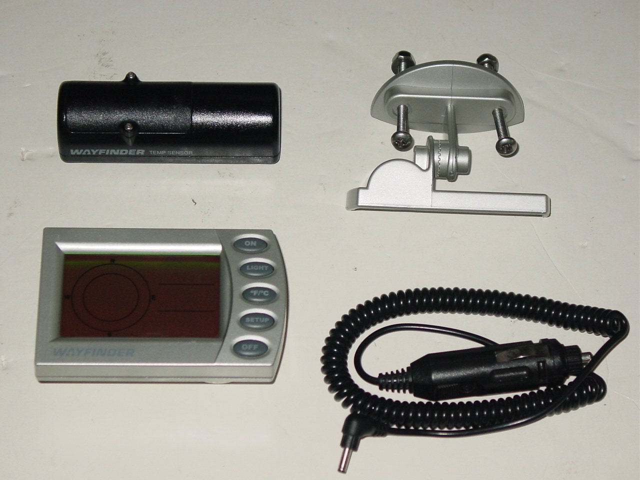 Wayfinder V2020 Wireless Digital Vehicle Compass & Thermometer w/ Temp