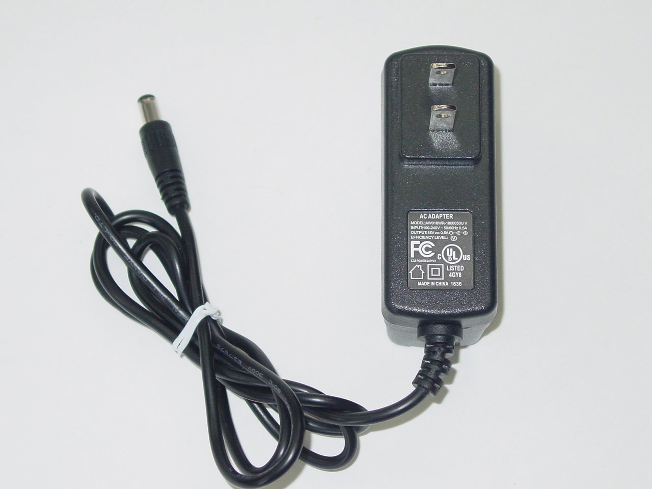 AW018WR-1800050U AC Power Adapter 18V 0.5A