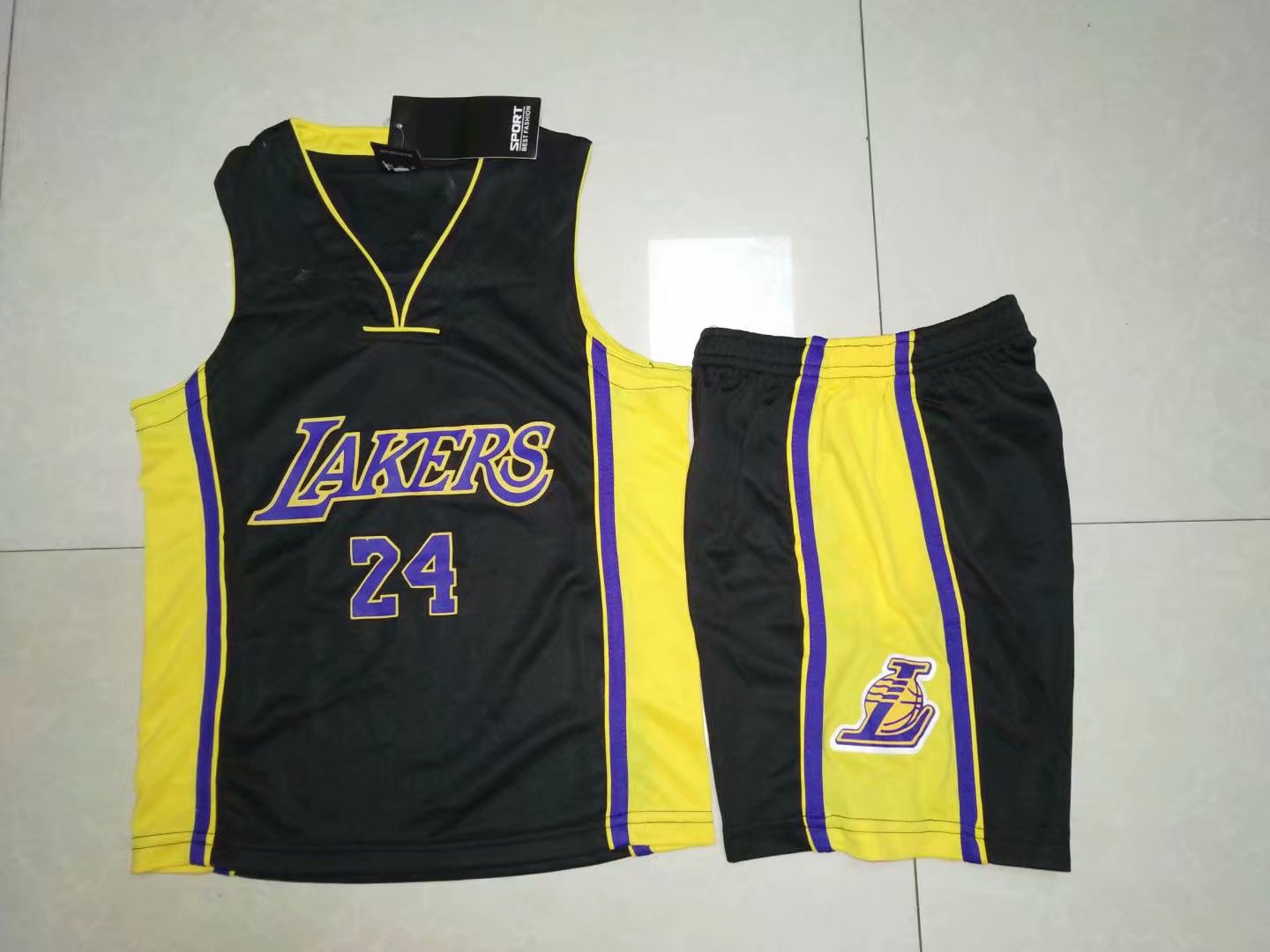 lakers uniform kobe