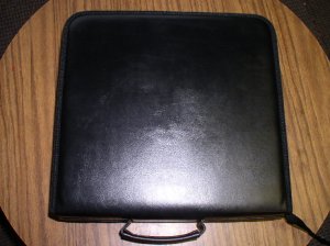 CD WALLET THAT HOLDS 240 CDS - JS73