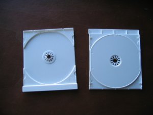 400 SINGLE CD TRAYS - WHITE - LZ01PK