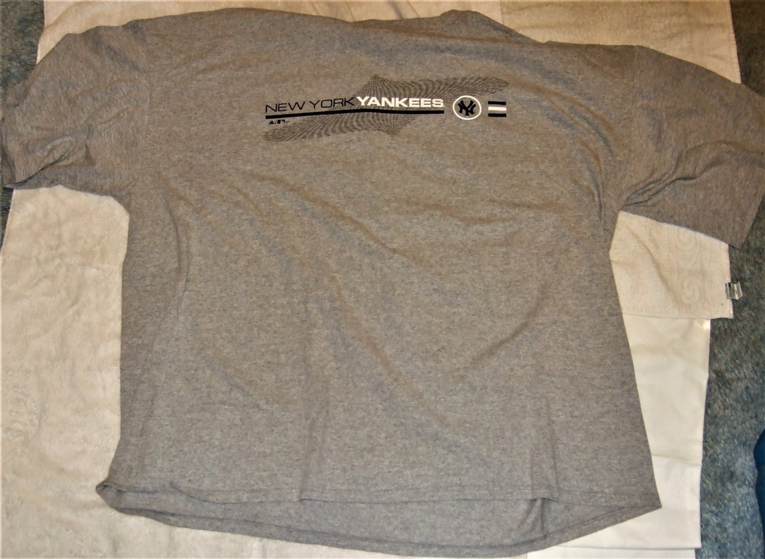 New York Yankees Heavy  Adult T Shirt