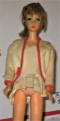 Twist  & Turn light brown haired   Barbie In  Vintage Tennis Outfit