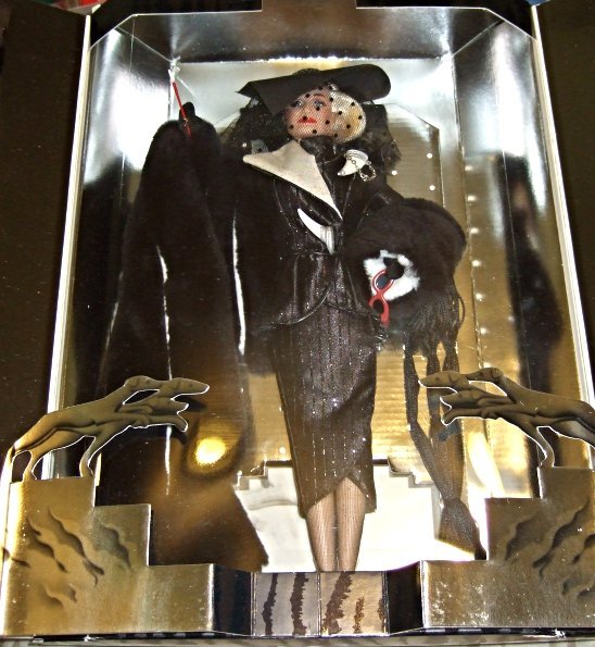 Disney 101 DALMATIANS Barbie CRUELLA De VIL Doll First In Series