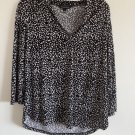 41 Hawthorn Black and White  V-Neck Blouse 3/4 sleeve  Size S