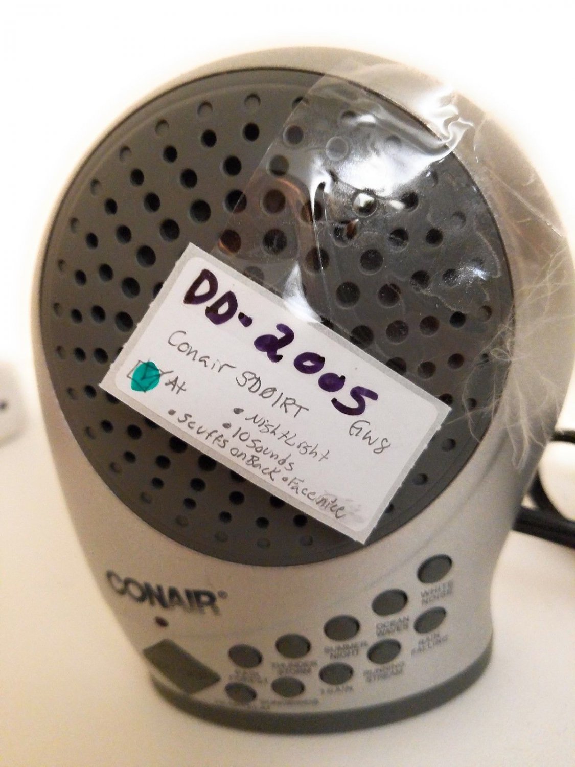 Conair Sleep Therapy Machine 10 Soothing Sounds White Noise SD01RT