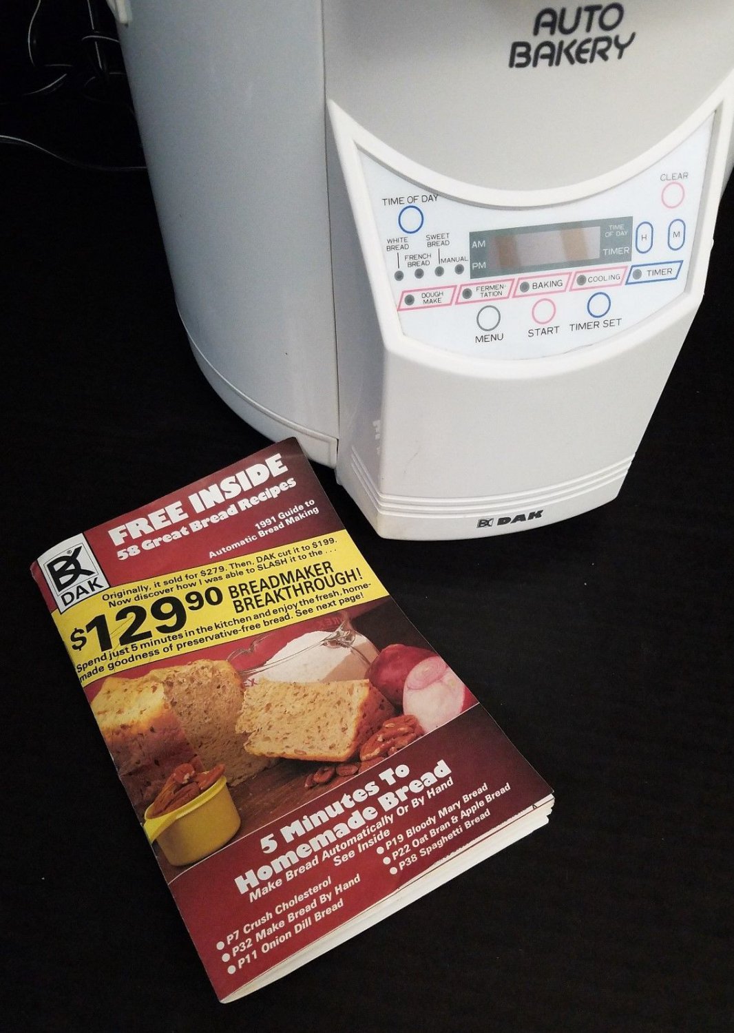 DAK AutoBakery Bread Machine FAB1003 w Recipe Book and Link To EManual
