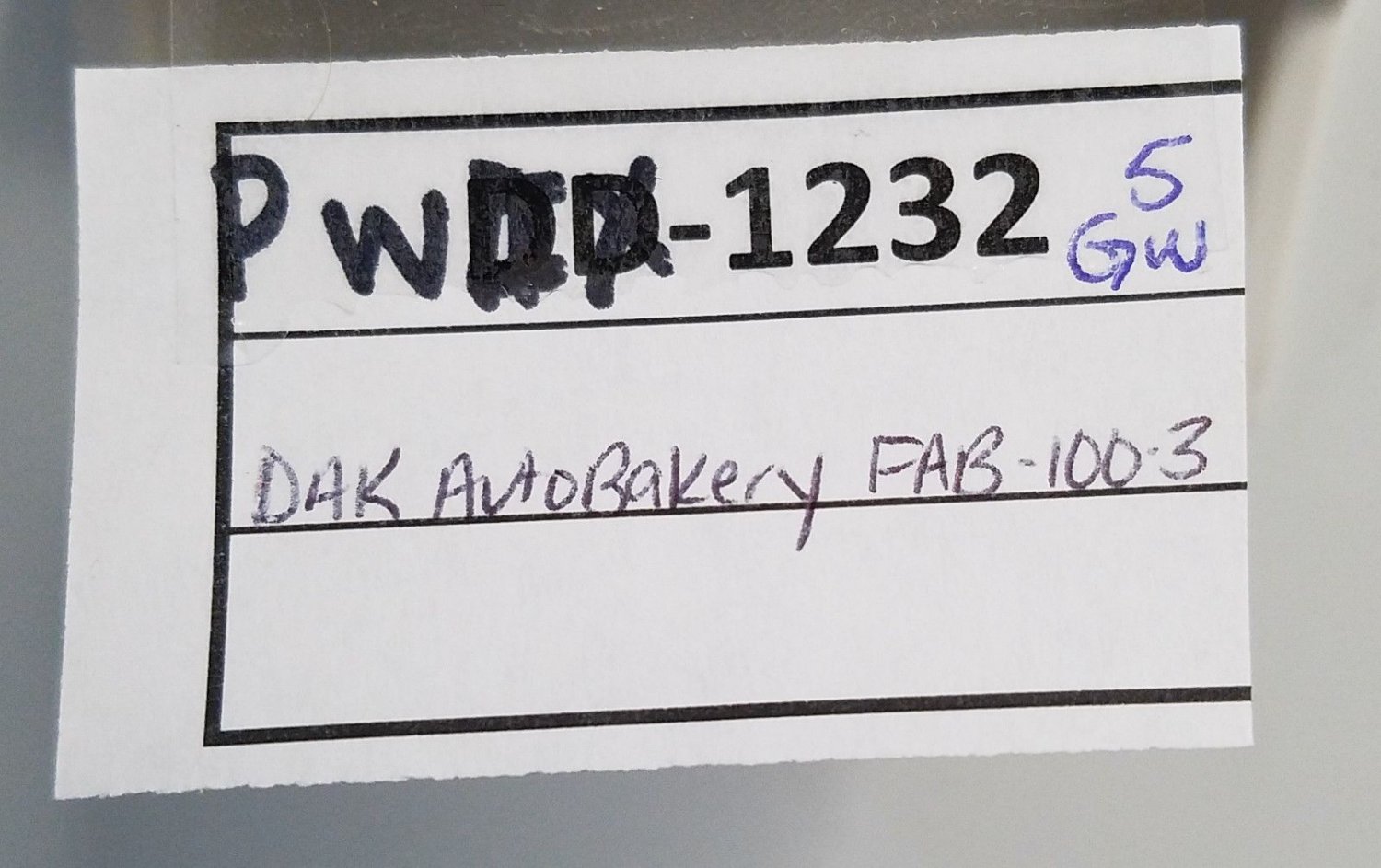 DAK AutoBakery Bread Machine FAB1003 w Recipe Book and Link To EManual