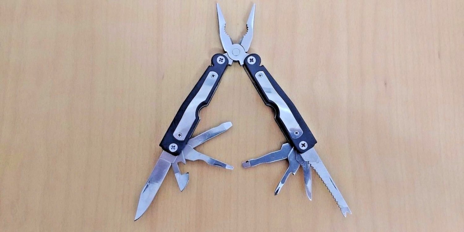 Outdoor Survival Stainless Steel Multi Tool Plier Knives 9 In 1 Portable Compact