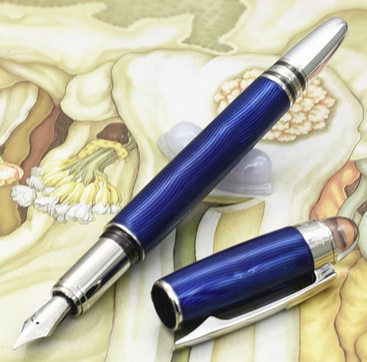 Luxury MB Blue line Fountain Pen With Crystal Star Cap Exellent Gift