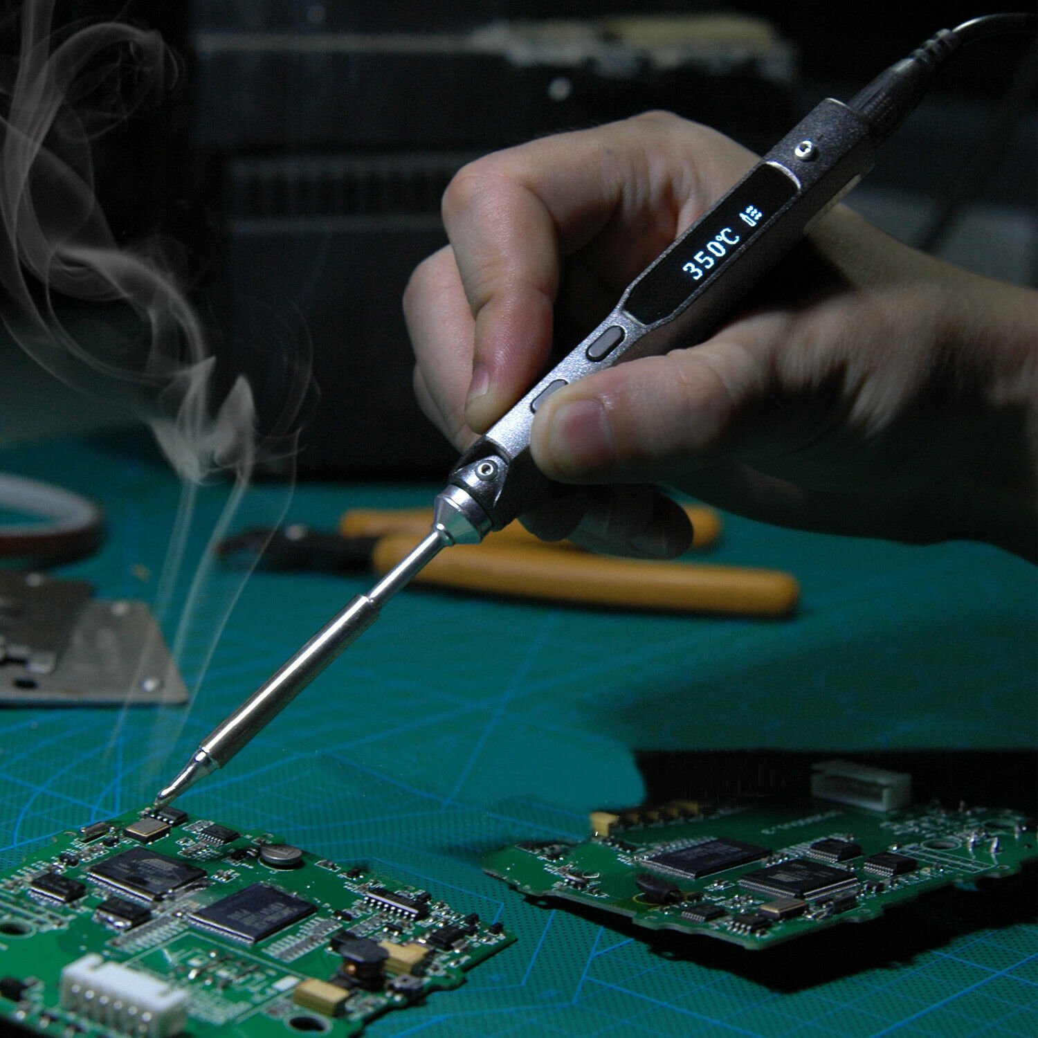 MINI TS100 Digital OLED Programmable Interface DC5525 Soldering Iron Station Bui