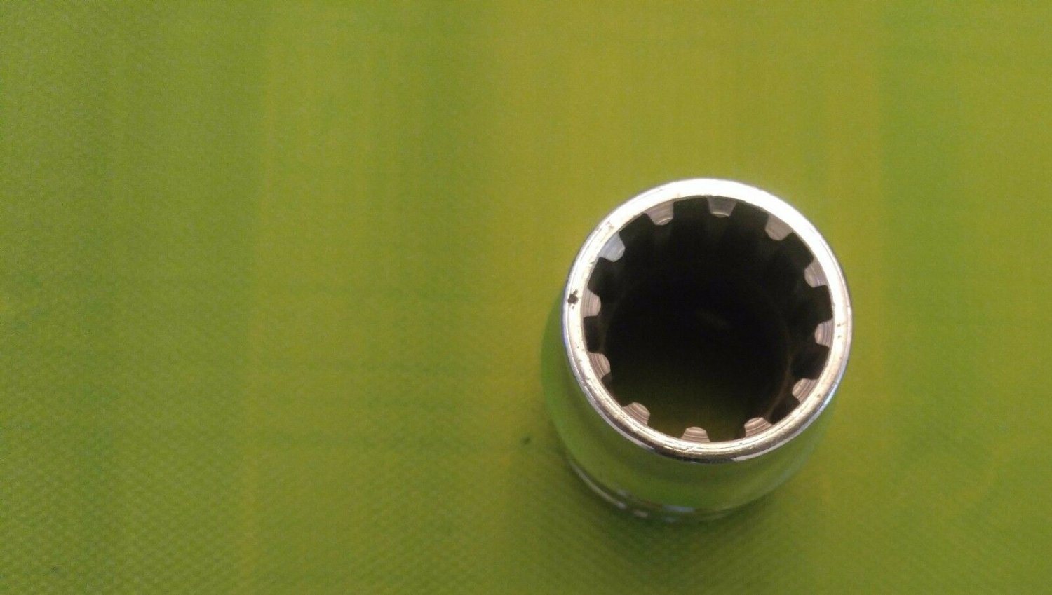 USED-SNAP-ON SPLINE SHALLOW #34 SOCKET LES343 1 1/16" FAST SHIPPING TO USA