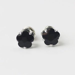 BLACK CRYSTAL STUDS Women's Silver Claw Star Earrings-O·
