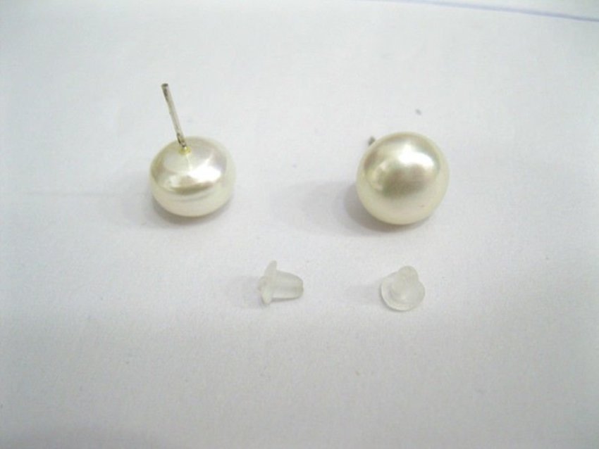 simple freshwater Pearl Stud earring with Plastic Ear back,00074EB
