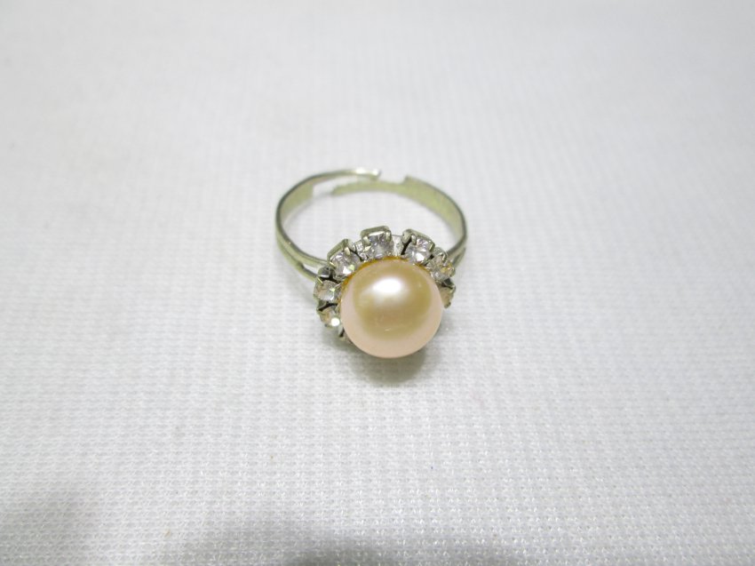 9-10MM freshwater button pearl  ring with crystal,00206JB
