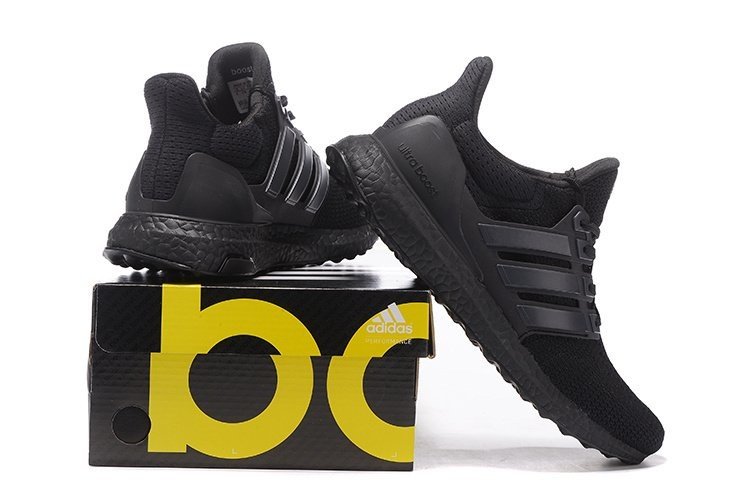 Ultra Boost - ALL Black (VIDEO AVAIL)
