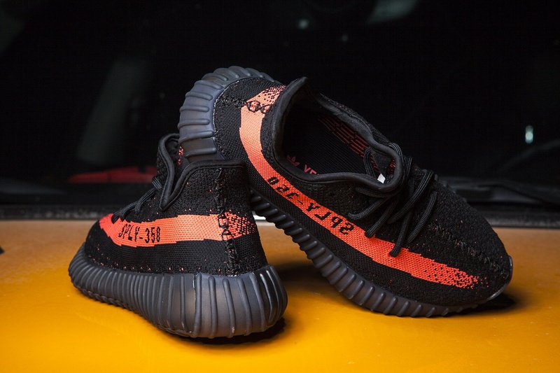 Yeezy SPLY-350 Boost V2 - Black w/ RedStripe