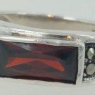 Vintage 925 Sterling silver garnet gemstone ring size 5.5