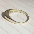 $350 10k Yellow Gold Onyx Ring size 6.5