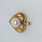 14k Yellow Gold White Pearl Heart Pendant 11 mm Tall