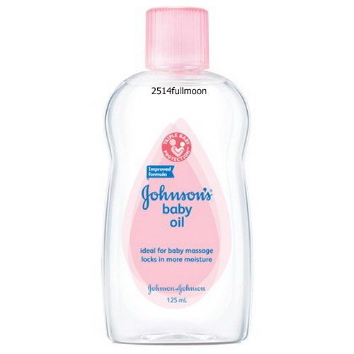 2x 125 ml. Johnson's Baby Oil for Baby Skin Clinically Mildness Proven