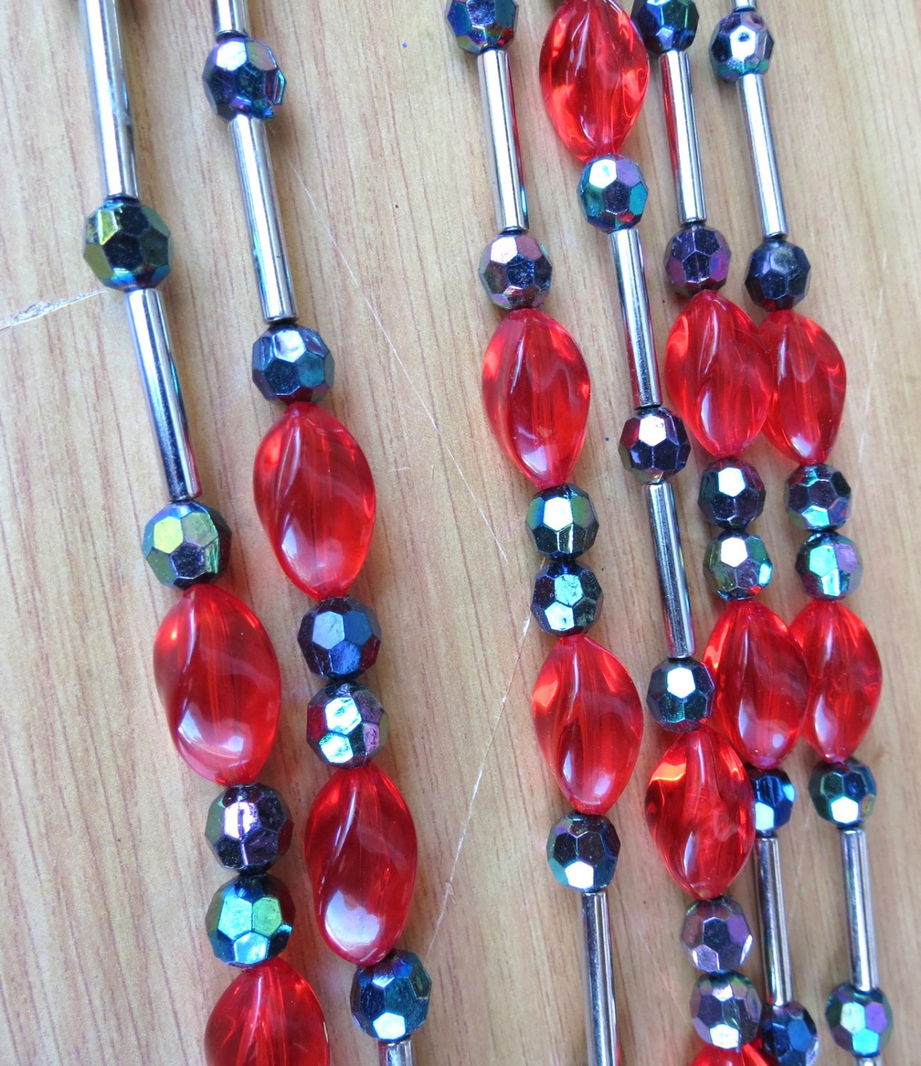 JC Penney Home Vintage Plastic Bead Garland Red/Blue/ Silver 6x6FT