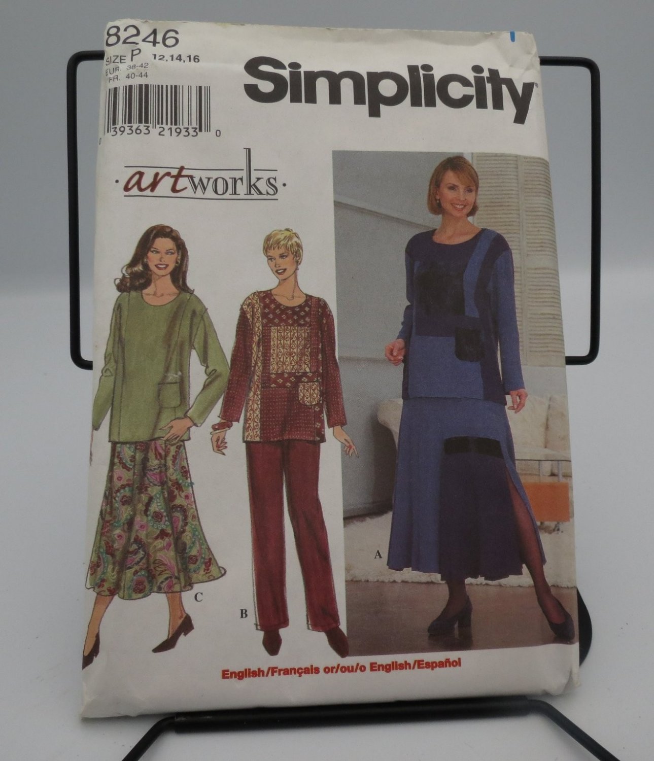 Simplicity 8246 Women's Top Skirt Pants Size 12-16 Artworks