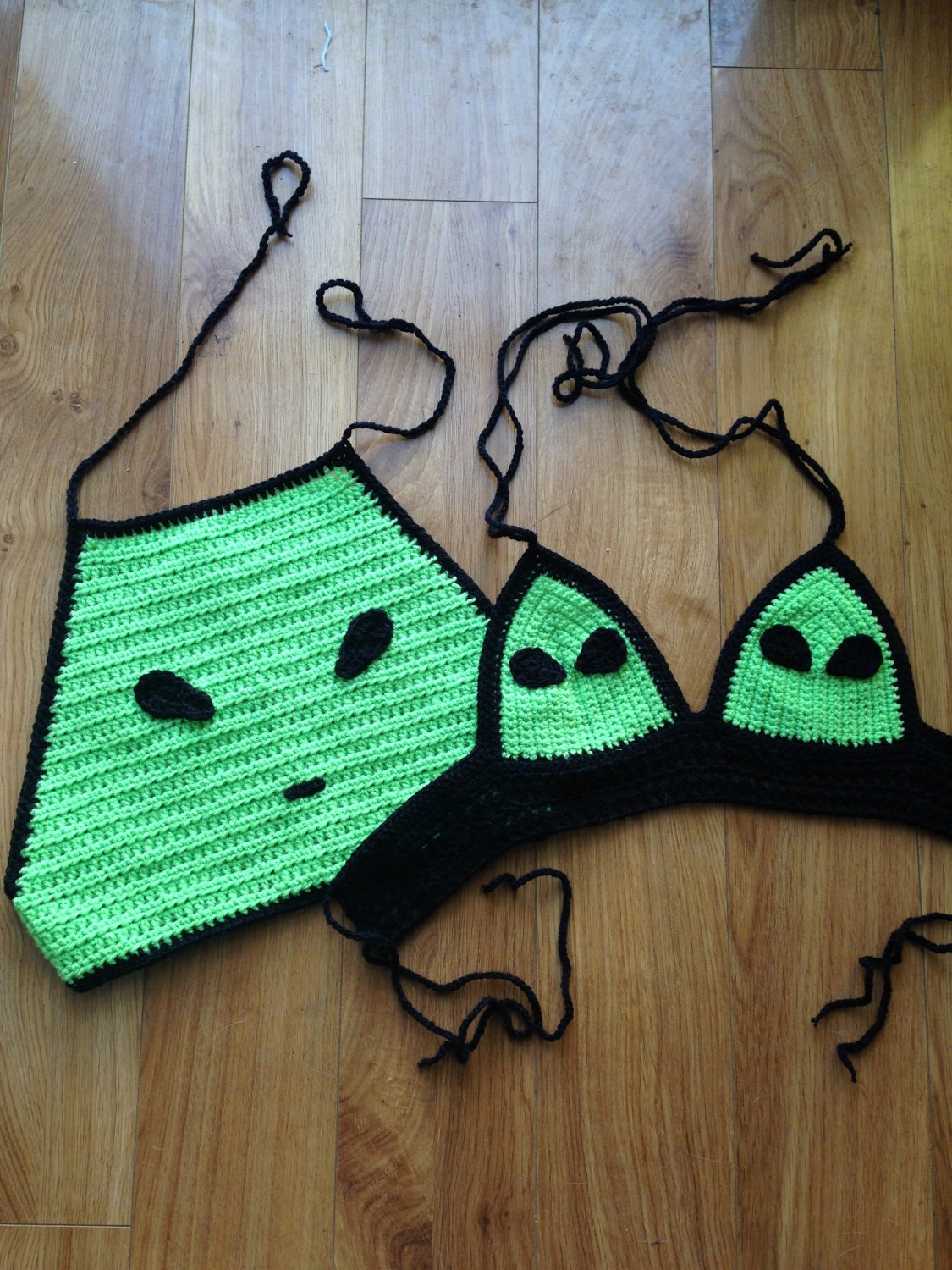 Alien Crop Top Set
