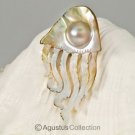 MABE Blister PEARL in SHELL Lustrous Rainbow Iridescent Carving Sumbawa 10.09 g