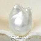 SOUTH SEA PEARL Silvery Cream 14.46 mm Baroque Indonesia 1.96 g un-drilled