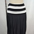 ALICE + OLIVIA BLACK/ WHITE SILK PLEATED SKIRT SIZE LARGE RETAIL $297