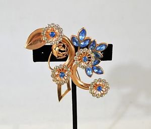 COPPER TONE BLUE AND CRYSTAL STONE FLORAL BROOCH