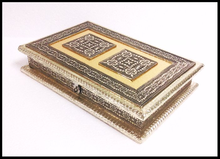 ELEGANT DIWALI DECORATIVE HANDMADE OXODIZED WOODEN DRY FRUIT SERVING