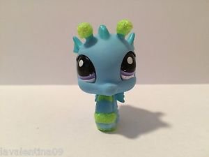 Littlest Pet Shop Glittery Seahorse #2214  RETIRED 2006