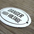 SMALL ANTIQUE STYLE ENAMEL METAL DANGER HIGH VOLTAGE DOOR SIGN DOOR PLAQUE
