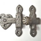 BEATEN STYLE CAST IRON FURNITURE DOOR LATCH LIFT UP DOOR LOCK ANTIQUE STYLE CR2