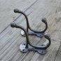 A pair of vintage simple cast iron coathook wall door hanger coat hook AL62