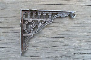 Victorian style cast iron wall hanging basket hook bracket light bracket SLB1