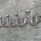 A SET OF 5 SIMPLE CAST IRON ROUND TOP SINGLE COATHOOKS HOOK HANGER COATHOOK AF3